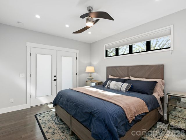 54 Howard Street, Asheville, NC 28806