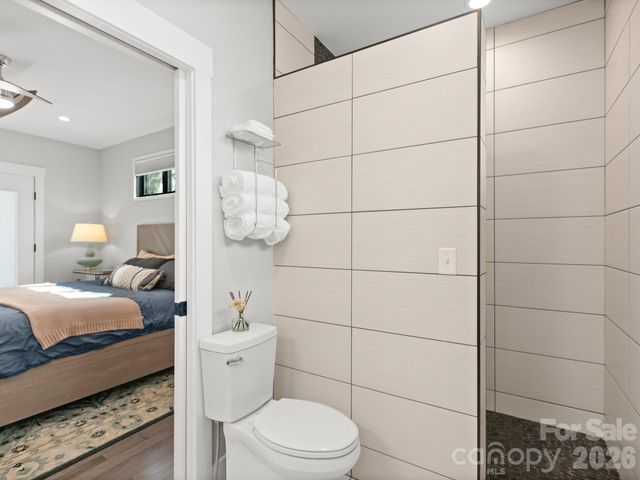 54 Howard Street, Asheville, NC 28806