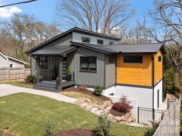 54 Howard Street, Asheville, NC 28806