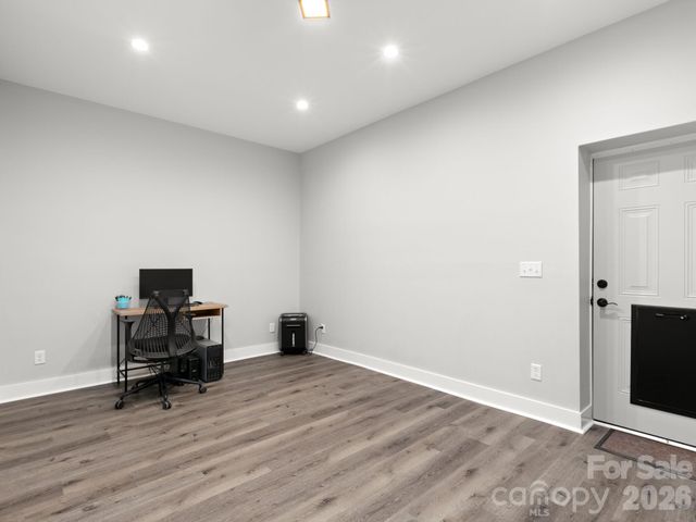 54 Howard Street, Asheville, NC 28806