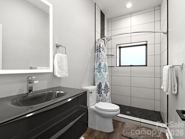 54 Howard Street, Asheville, NC 28806