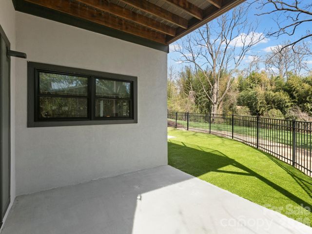 54 Howard Street, Asheville, NC 28806