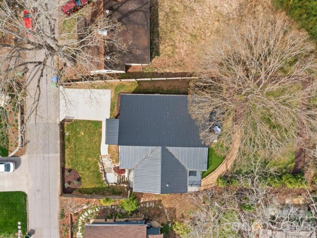 54 Howard Street, Asheville, NC 28806