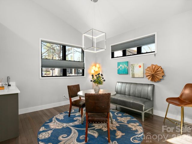 54 Howard Street, Asheville, NC 28806