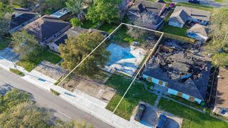 6710 W Fuqua Drive, Houston, TX 77489