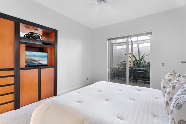 7701 Cardinal Court, West Palm Beach, FL 33412