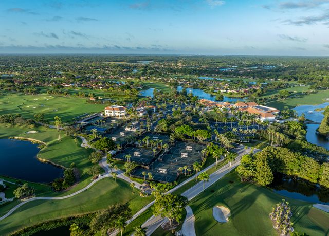 7701 Cardinal Court, West Palm Beach, FL 33412