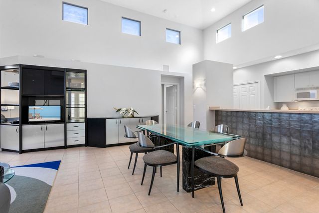 7701 Cardinal Court, West Palm Beach, FL 33412