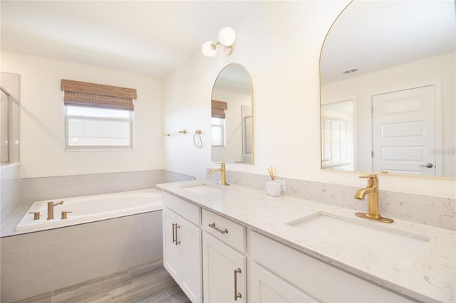 18023 FENDERS WAY, Land O Lakes, FL 34638