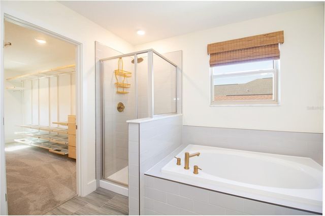 18023 FENDERS WAY, Land O Lakes, FL 34638