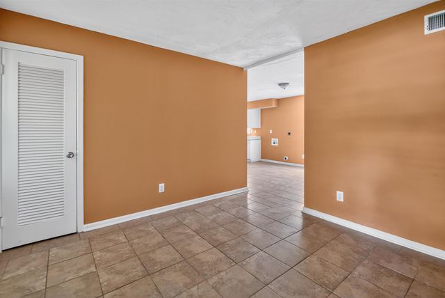3464 SOUTHLAND ST, Memphis, TN 38109
