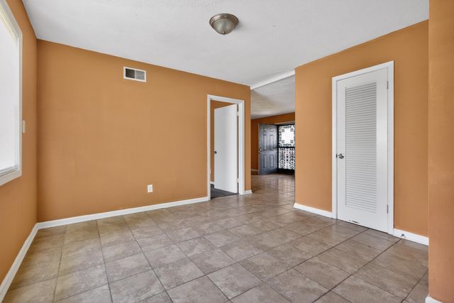 3464 SOUTHLAND ST, Memphis, TN 38109