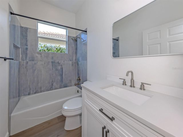128 AMORA AVENUE, Venice, FL 34285