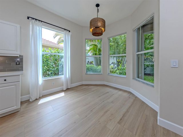 128 AMORA AVENUE, Venice, FL 34285