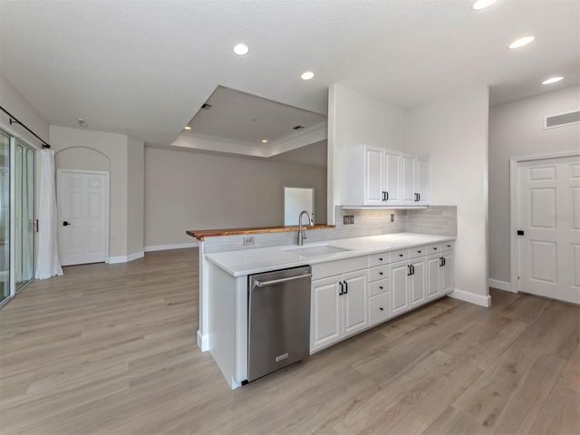 128 AMORA AVENUE, Venice, FL 34285