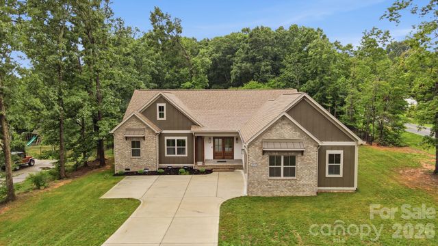 4527 Burrenfort Drive, Denver, NC 28037