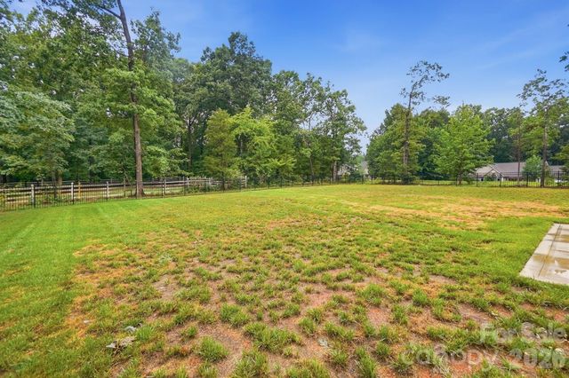 4527 Burrenfort Drive, Denver, NC 28037