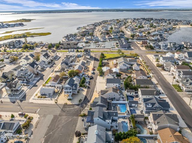 141 Trenton Avenue, Lavallette, NJ 08735