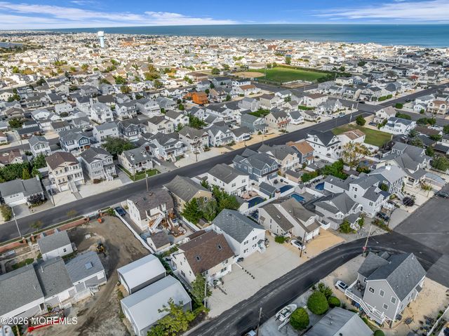 141 Trenton Avenue, Lavallette, NJ 08735