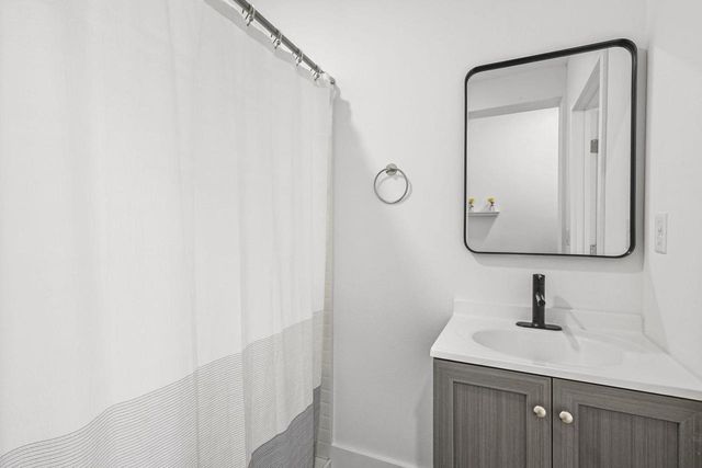 610 MILTON Avenue, Janesville, WI 53545