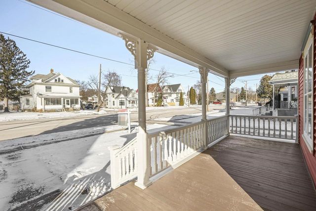 610 MILTON Avenue, Janesville, WI 53545