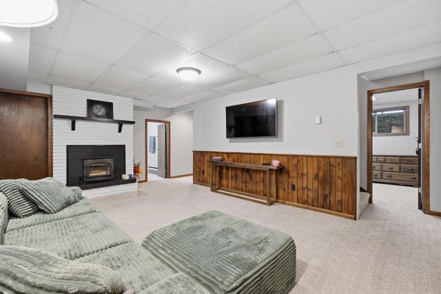 520 6th Street, Prairie Du Sac, WI 53578