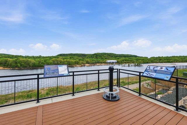 520 6th Street, Prairie Du Sac, WI 53578