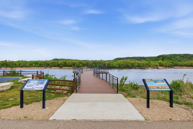 520 6th Street, Prairie Du Sac, WI 53578