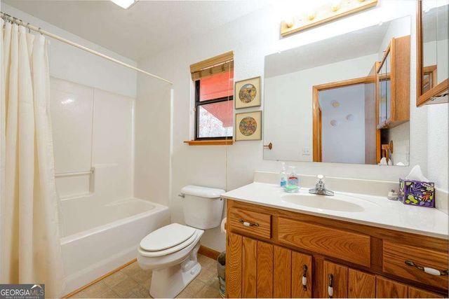 97 Sourwood Hollow, Murphy, NC 28906