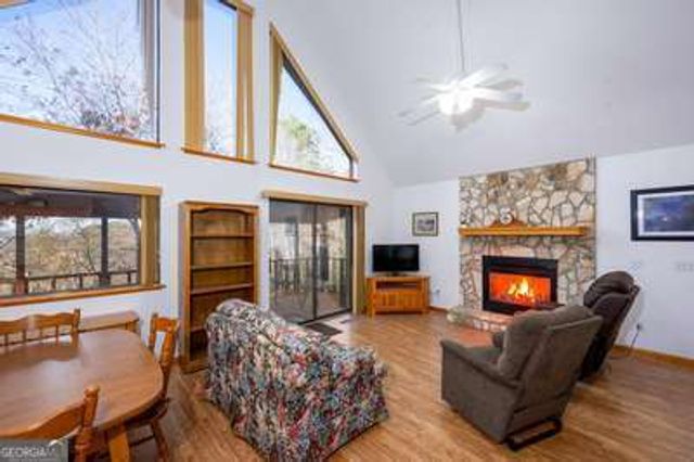 97 Sourwood Hollow, Murphy, NC 28906