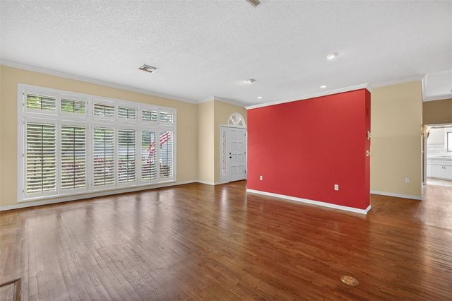 629 SANDLAKE COURT, Mount Dora, FL 32757