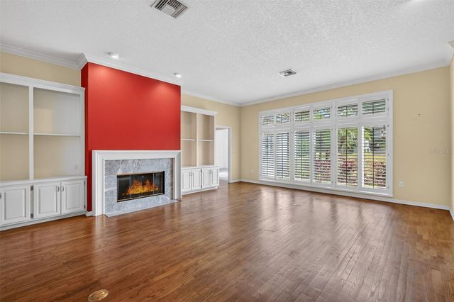 629 SANDLAKE COURT, Mount Dora, FL 32757