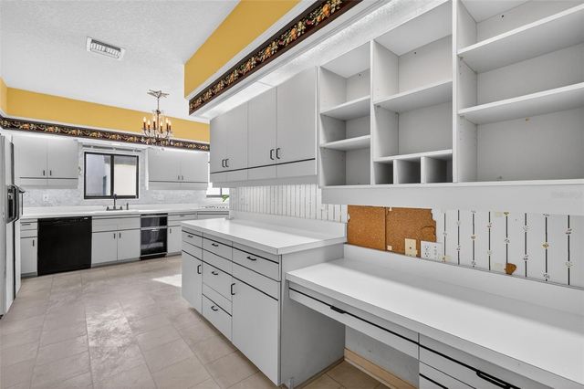 629 SANDLAKE COURT, Mount Dora, FL 32757