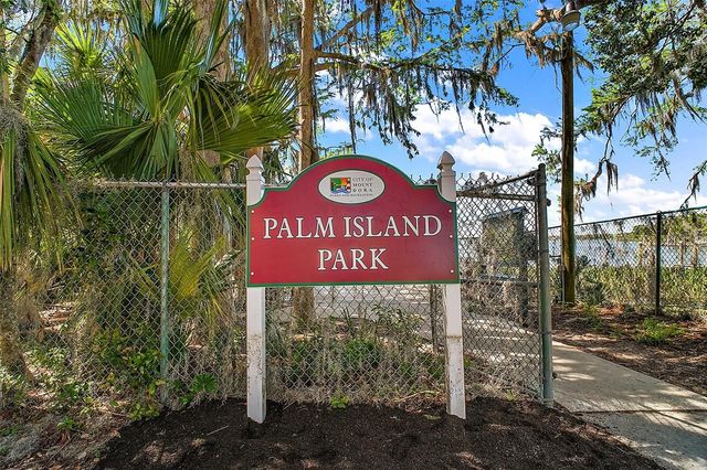 629 SANDLAKE COURT, Mount Dora, FL 32757