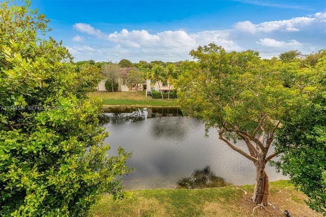 6701 SW 116th Ct 406, Miami, FL 33173