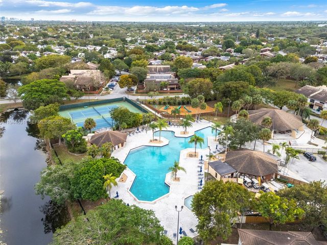 6701 SW 116th Ct 406, Miami, FL 33173