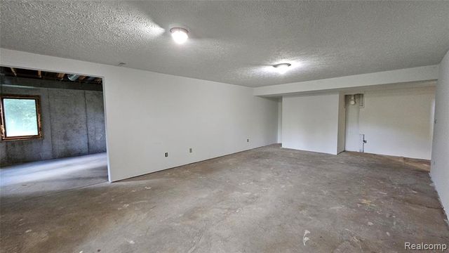 448 Fairwood Road, Pinckney, MI 48169