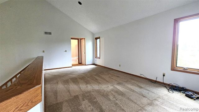 448 Fairwood Road, Pinckney, MI 48169