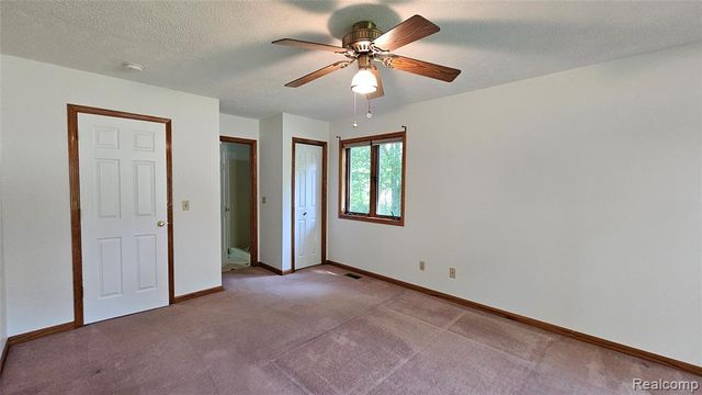 448 Fairwood Road, Pinckney, MI 48169