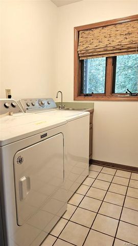 448 Fairwood Road, Pinckney, MI 48169