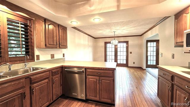 448 Fairwood Road, Pinckney, MI 48169
