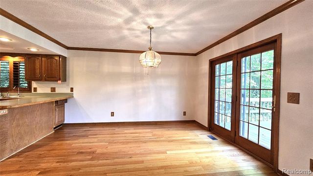 448 Fairwood Road, Pinckney, MI 48169