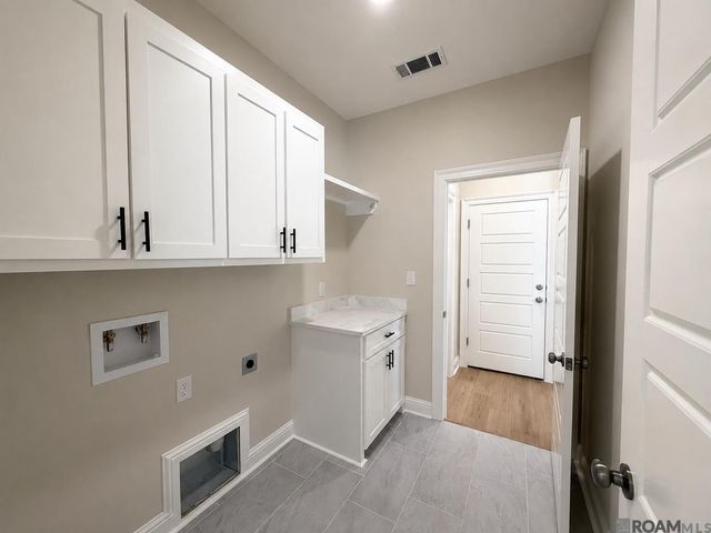 29445 Northlake Drive, Denham Springs, LA 70726