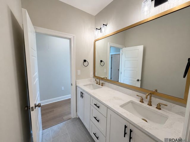 29445 Northlake Drive, Denham Springs, LA 70726