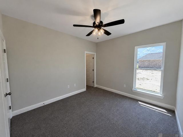 29445 Northlake Drive, Denham Springs, LA 70726