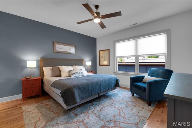 4327 Swan Avenue, St Louis, MO 63110