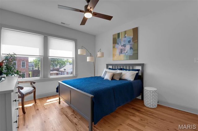 4327 Swan Avenue, St Louis, MO 63110
