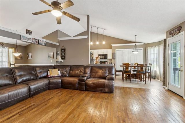 22 Barrington Lane, Hiram, GA 30141