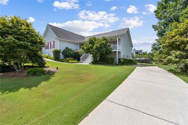 22 Barrington Lane, Hiram, GA 30141