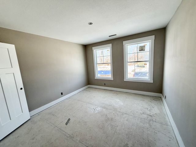 25 Echo Ridge, Oak Grove, KY 42262